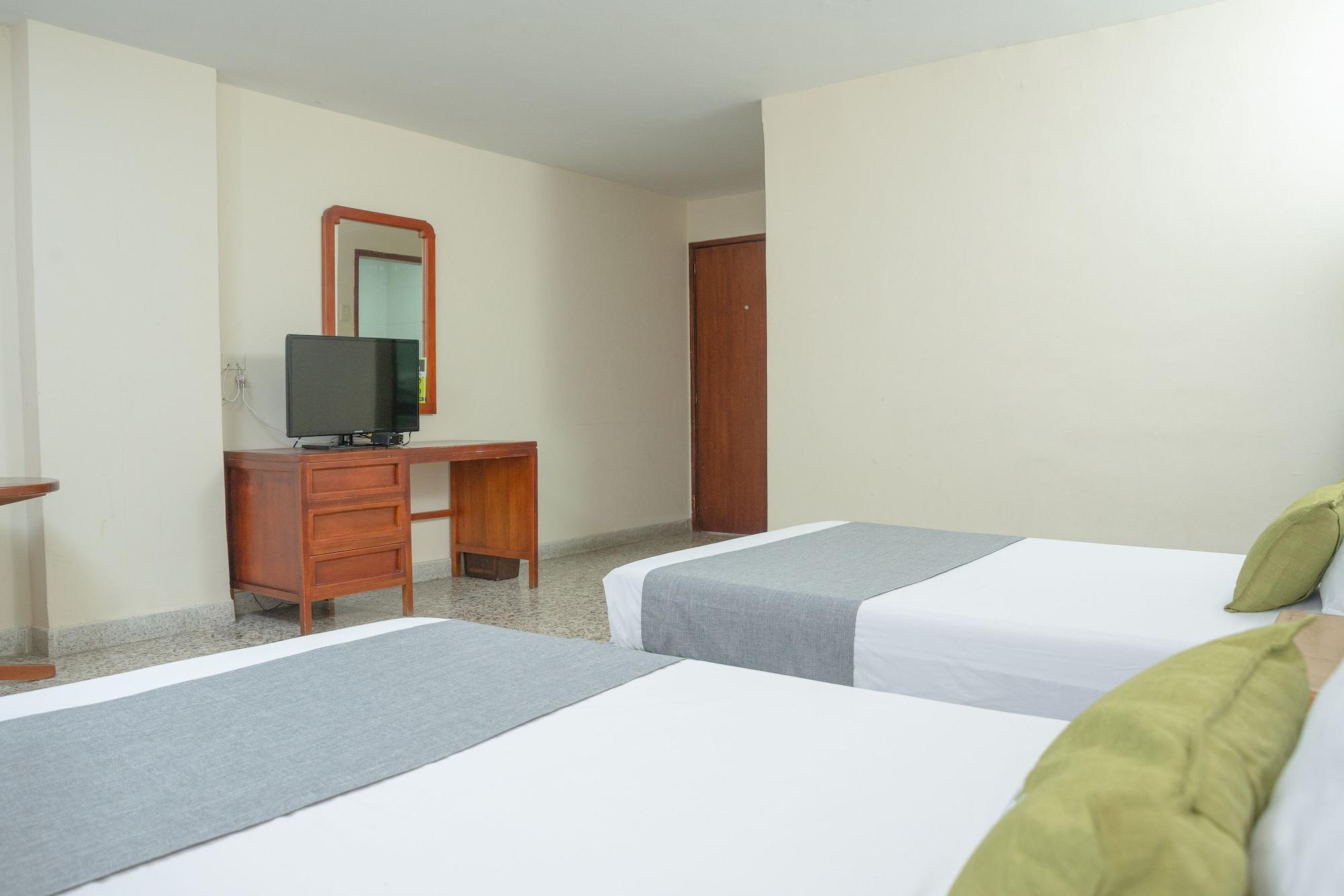Ayenda 1313 Barahona 72 Hotel บาร์รังกีญา ภายนอก รูปภาพ